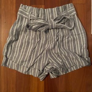 Abercrombie and Fitch paper bag shorts size medium